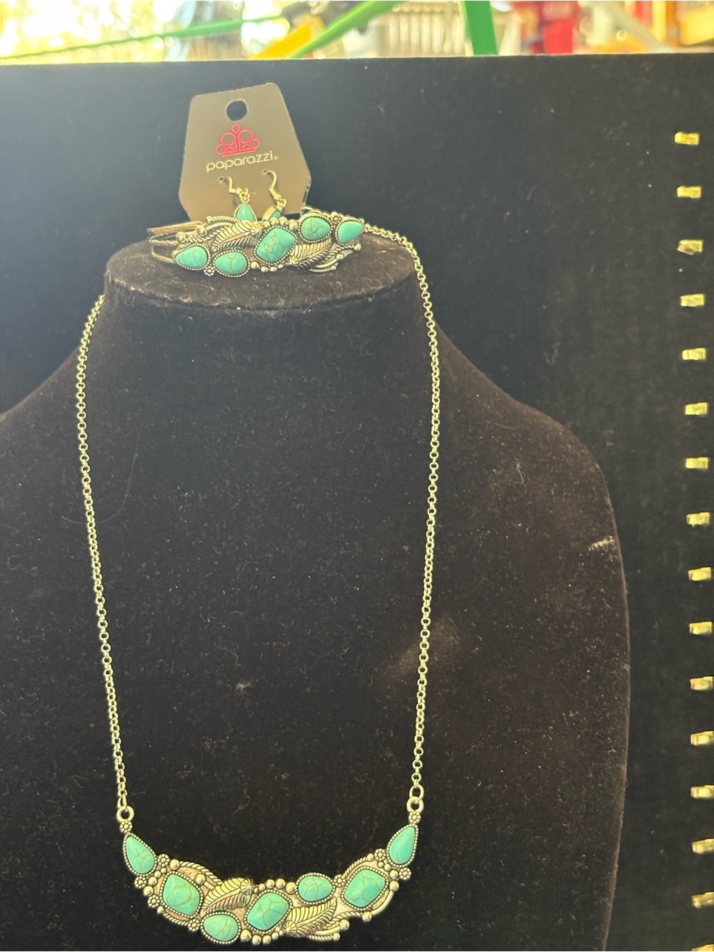 paparazzi Turquoise Leaf Bib Necklace and Earring and bracelet Set